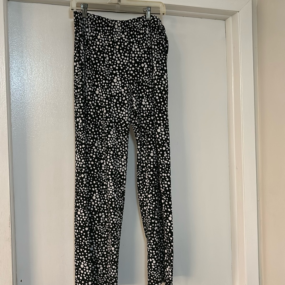 Wide leg, flowing, polka dot pants size L